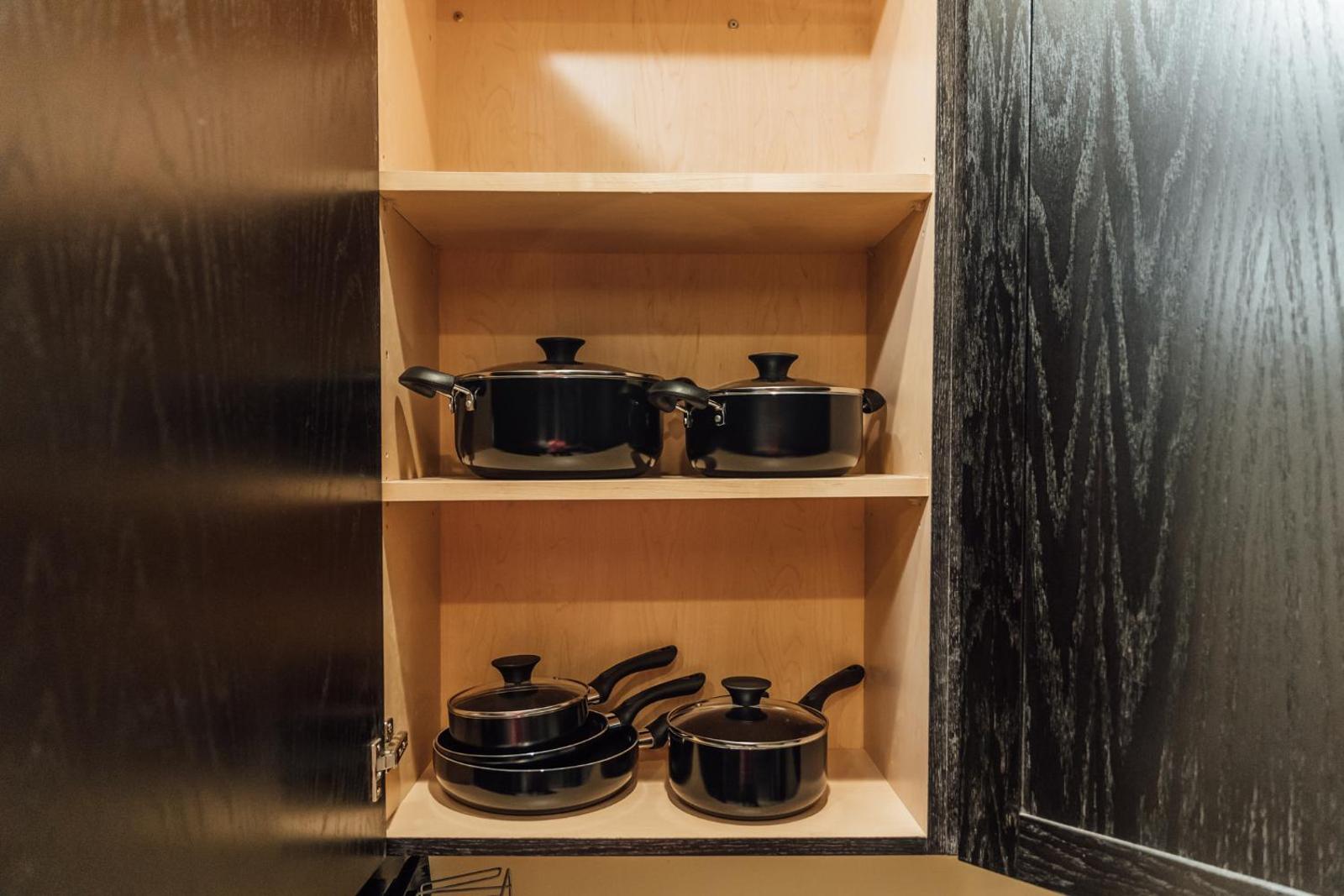 Spacious and Airy Apartment for Big Groups! Main image 1